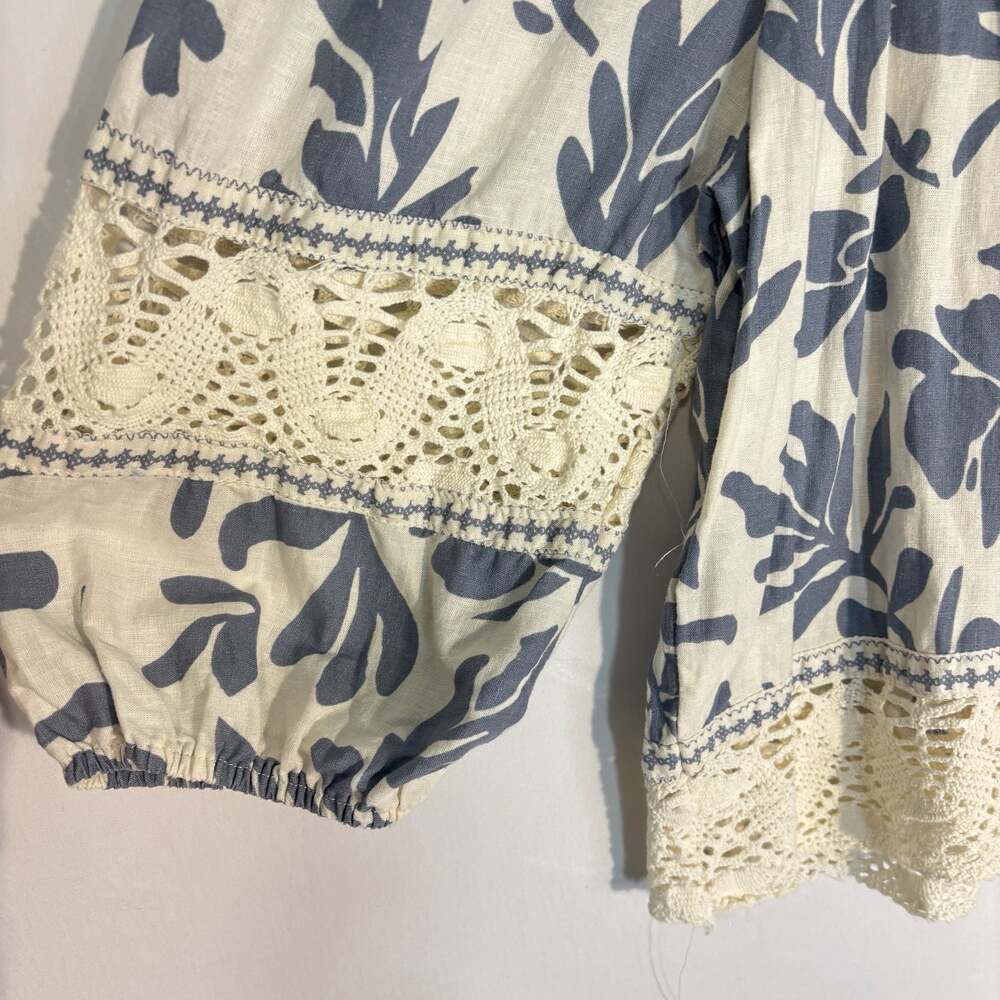Christian Siriano Top Blue White Floral Bell Sleeve Linen Women M Boho Resort - Picture 10 of 13